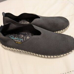 SKECHERS Sepulvida slip-on shoes - size 10 women's